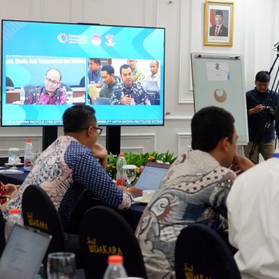 Focus Group Discussion Extended Producer Responsibility Untuk Baterai Recycle